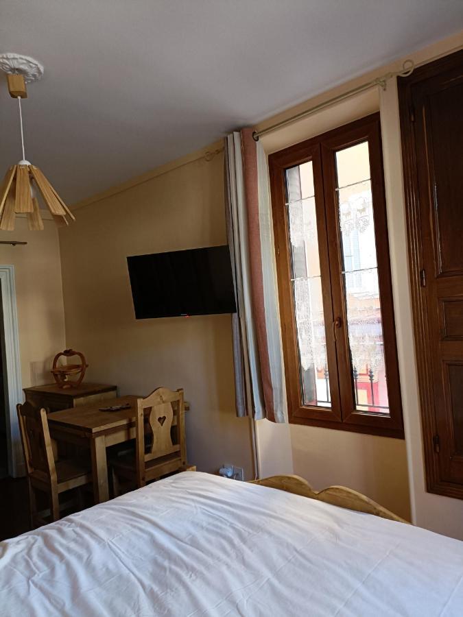 Barcelonnette studio 2 personnes - séjour 2 nuits minimum - 7 nuits maxi Exterior foto